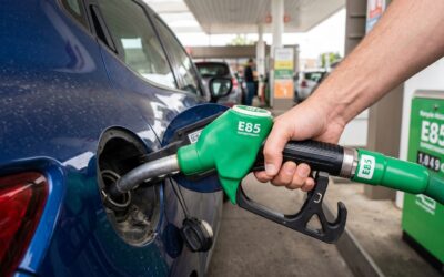 Boitier Éthanol ou Reprogrammation E85 : Lequel Choisir en 2026 ?